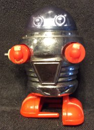 1977 Tomy Lost In Space Wind Up Robot Action Figure