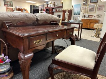 Nice Handpainted 3 Drawer Desk With Chair