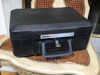 Paid $129 - Like New SENTRY Strong Box With Key - Model #1100 - Protect Your Valuables From Fire / Water