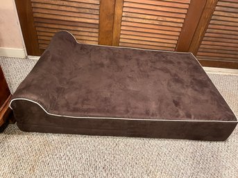 'King Size' Dog Bed In Chocolate Brown