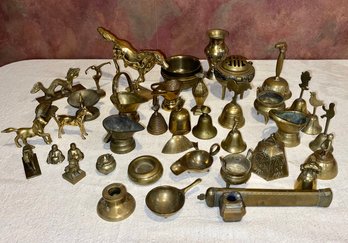 Large Lot Of Vintage Chinese Brass Items