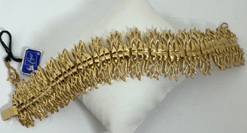 VINTAGE SIGNED PEGASUS CORO GOLD TONE WIDE BRACELET