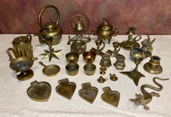 Lot Of Vintage Chinese Brass Objects