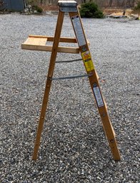 Lynn Supertread Five Foot Wooden Step Ladder