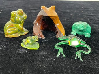 Misc Frog Figurine Lot