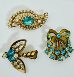 3 VINTAGE GOLD TONE BLUE & WHITE RHINESTONE BROOCHES