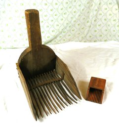 Souvenier And Antique Cranberry Bog Scoop