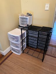 LOT OF FIVE UTILITY SHELVES AND A WIRE RACK