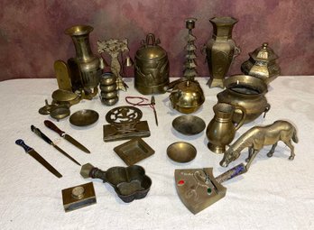 Variety Of Vintage Chinese Brass Items