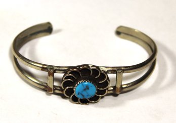 Vintage Southwestern Silver Tone Cuff Bracelet Having Turquoise Stone