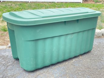 A Large Rubbermaid Tub