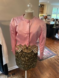 Vibrant Bill Blass 2 Piece Pink And Gold Tone Brocade Skirt Suit