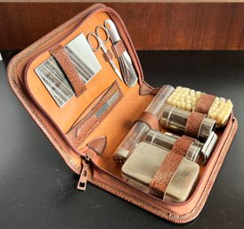 Vintage 1930's/40's Travel Gentlemans Vanity / Shaving Kit