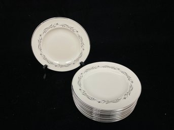Set Of Rim Pattern Plates Windsor By Pickard