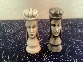 Ceramic Queen Shaker Set