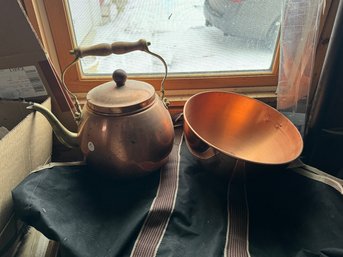 COPPER POT AND BOWL