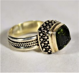 Sterling Silver Ring Having Large Olive Green Stone Size 7