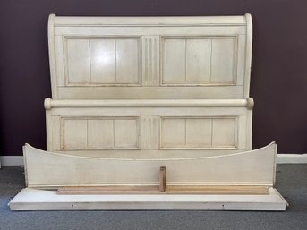 An Ethan Allen Queen-Sized Paneled Sleigh Bed