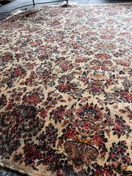 Large Floral Pattern Knotted Wool Area Rug
