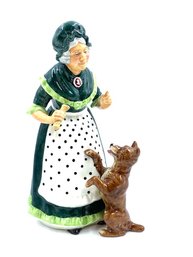 Vintage Royal Doulton Bone China 'Old Mother Hubbard' HN 2374 Figurine