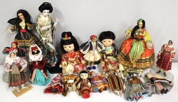Lot Of 18 Vintage Random Dolls