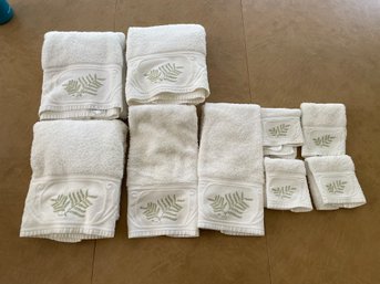 Bloomingdales Bath Towels With Fern Motif