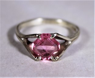 Sterling Silver Vintage Ladies Ring Having Pink Stone Size 7