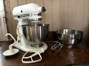 KitchenAid Classic White Model K45SS Stand Mixer