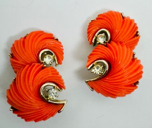 SIGNED LISNER ORANGE PLASTIC AND RHINESTONE CLIP-ON EARRINGS