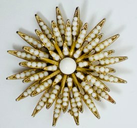 VINTAGE SIGNED BSK GOLD TONE WHITE STONE STARBURST BROOCH