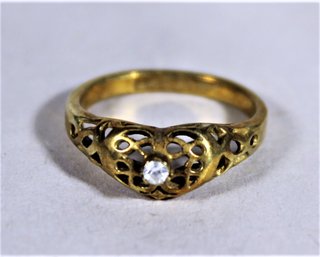 Gold Plated Ladies Ring Having White Stone Size 6