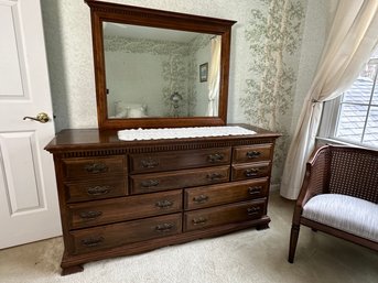 Beautiful Dresser With Mirror