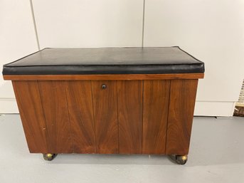 Vintage Smaller Than Usual Lane Cedar  Chest -bench On Wheels.