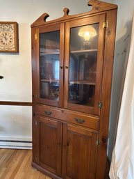 Nice Corner Cabinet