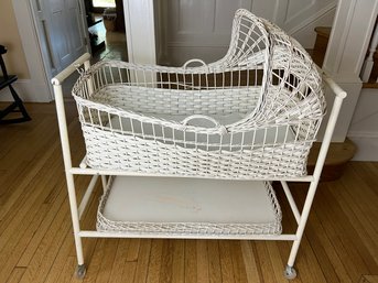 White Wicker Vintage Crib