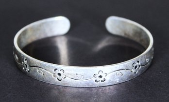 Fine Heavy Sterling Silver Floral Design Cuff Bracelet Signed