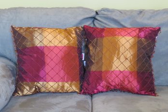 A Pair Of Bead Edged 17' Square Accent Pillows By Springmaid