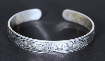 Fine Sterling Silver Cuff Bracelet Having Floral Decoration