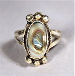 Southwestern Sterling Silver Ring Having Abalone Stone Vintage Size 7.5