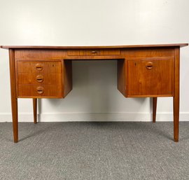 Mid Century Modern Danish Kneehole Desk