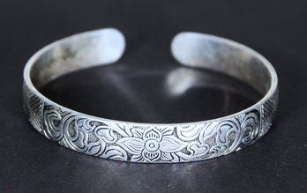 A Very Fine Sterling Silver Cuff Bracelet Having Floral Decoration