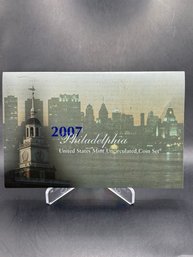 2007 Philadelphia United States Mint Uncirculated Coin Set