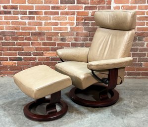 Vintage Ekornes Stressless Beige Tan Leather Lounge Chair & Ottoman