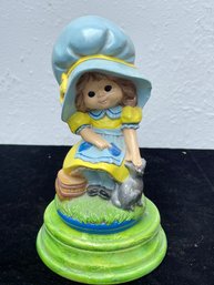 Vintage Girl With Cat Figurine Figures Ceramic Musicbox