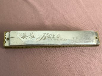 Vintage Hero Harmonica