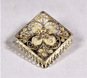 Vintage Sterling Silver Filigreee Pin Floral Form, About 1 1/8' Wide.