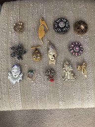 Costume Jewelry Lot 1 - Pins (some Marked)