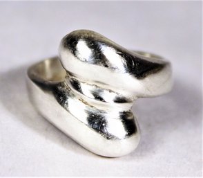 Contemporary Sterling Silver Ring Size 6.5