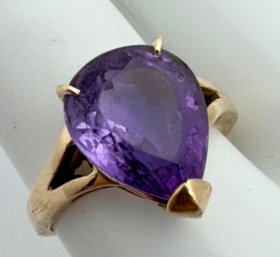 VINTAGE 14K GOLD FACTED PEAR SHAPE AMETHYST RING AS IS