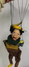 Small Fry Club Puppet On Strings